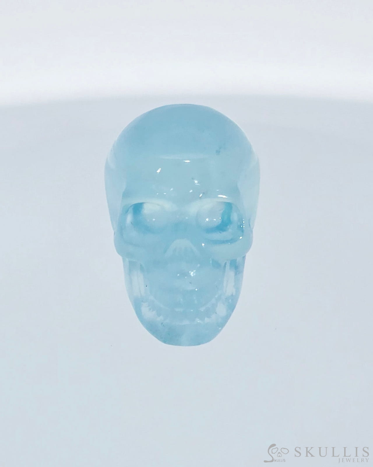 0.7’’ Aquamarine Carved Gem Skull Skullis Realistic - I9500071 Tiny Gemstone