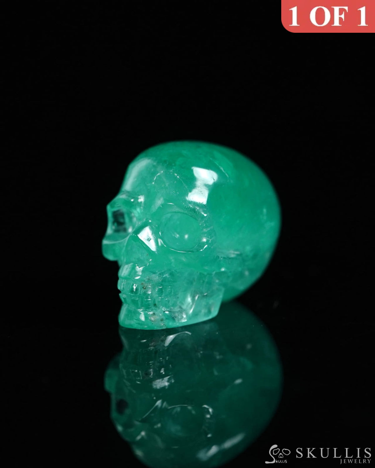 0.7’’ Emerald Carved Gem Skull Skullis Realistic - 9500367 Tiny Gemstone Skull