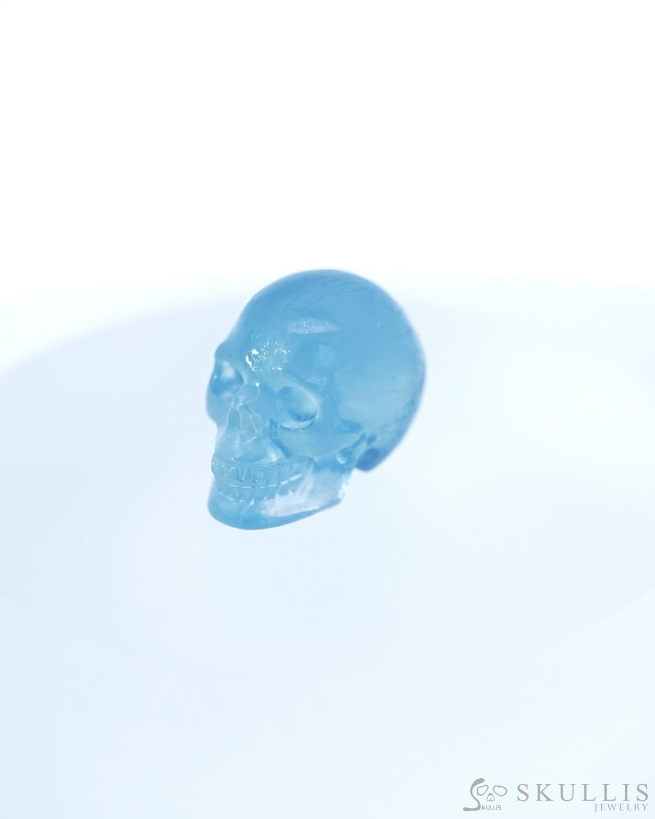 0.8’’ Aquamarine Carved Gem Skull Skullis Realistic - 9500010 Tiny Gemstone