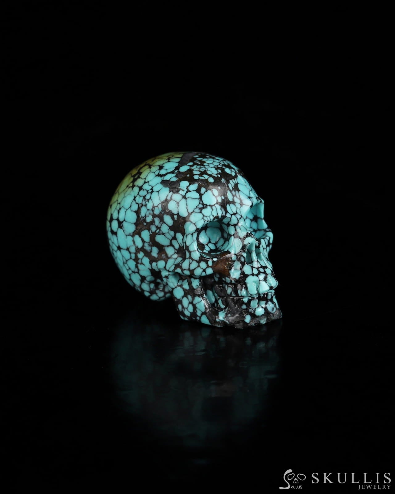 0.9’’ Turquoise Carved Gem Skull Skullis Realistic - 0500069 Tiny Gemstone Skull