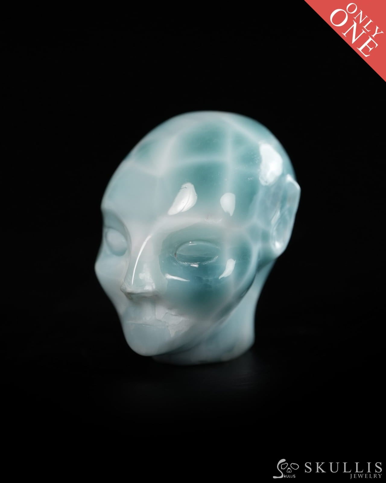1.1’’ Larimar Hand Carved Gem Elf Skullis Realistic - 9900360 - Tiny Gemstone Skull