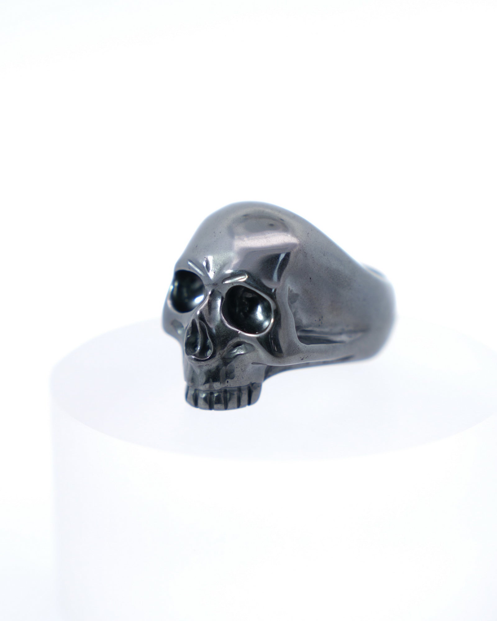 Gem Skull Ring of Hematite Carved Skull US Size 8- 9500188 Skull Rings