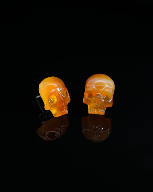 Gem Skull Earrings of Carnelian Carved Skull in 925 Sterling Silver - 9800136