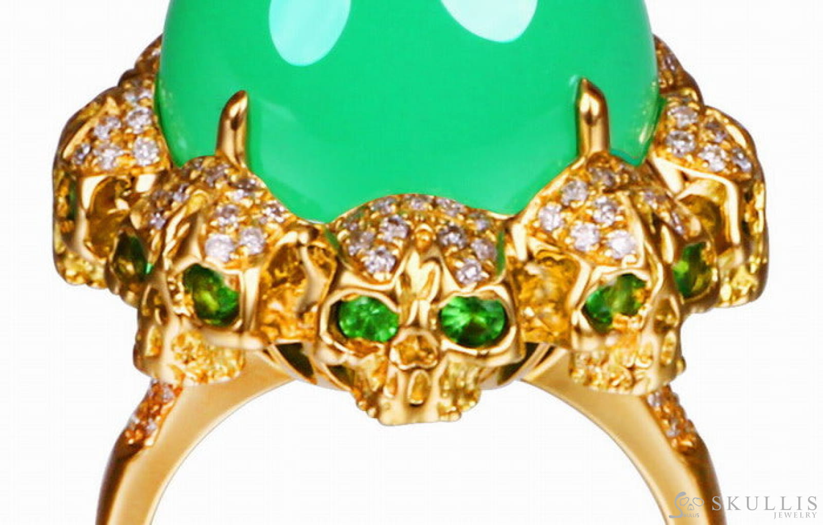 Circle of Fate - Gem Skull Ring of Round Cut Chrysoprase Carved with Skull Diamonds Skulls in 925 Sterling Silver