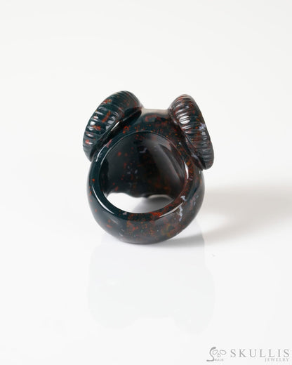 Gem Skull Ring of Bloodstone Carved Beast Skull US size 7 - 9800326 Skull Rings