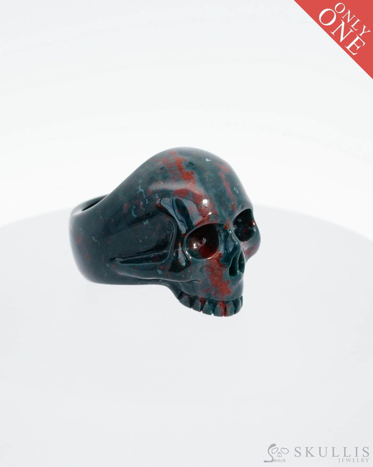 Gem Skull Ring Of Bloodstone Carved Us Size 7 - 9500129 Rings