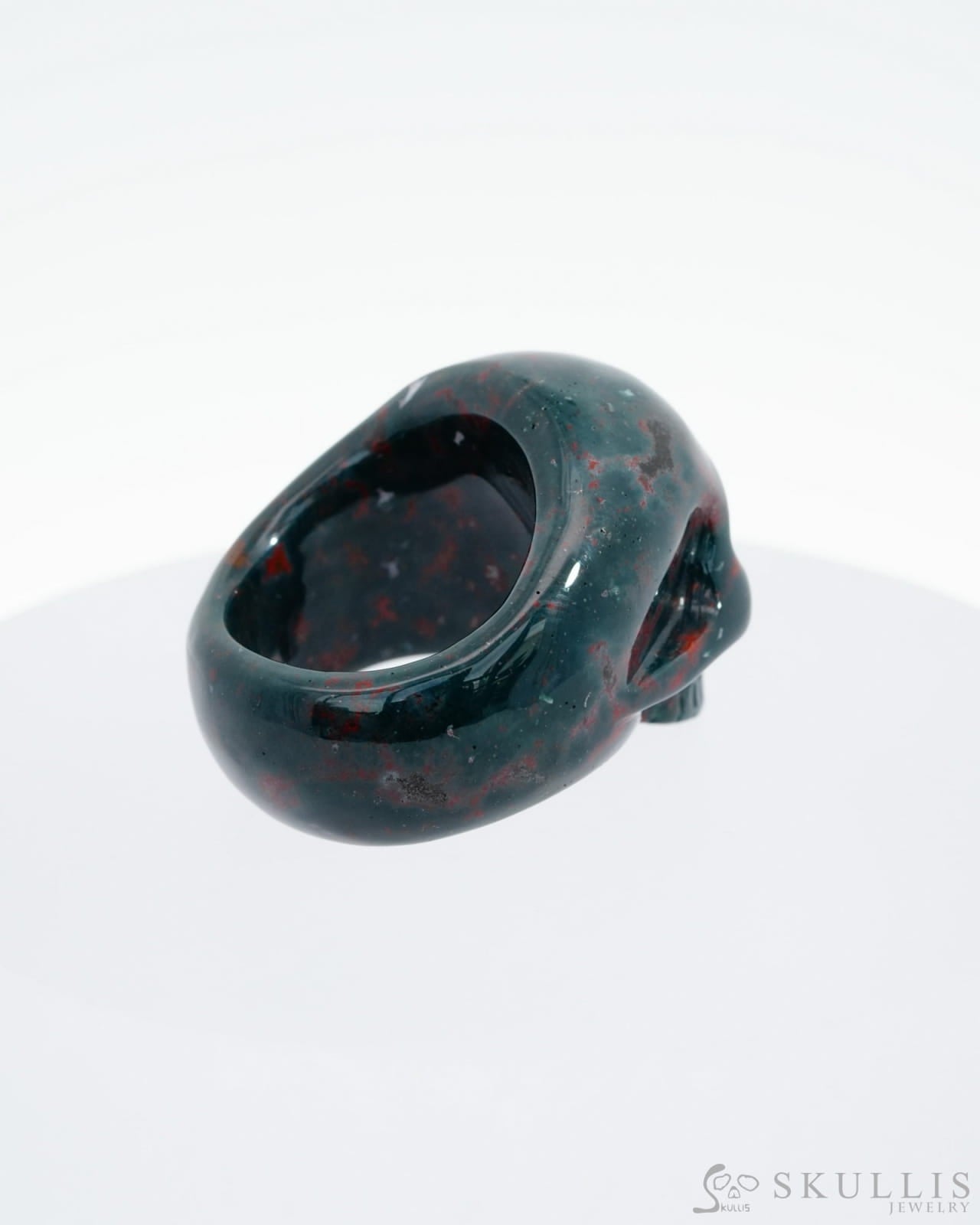 Gem Skull Ring Of Bloodstone Carved Us Size 9 - 9500128 Rings