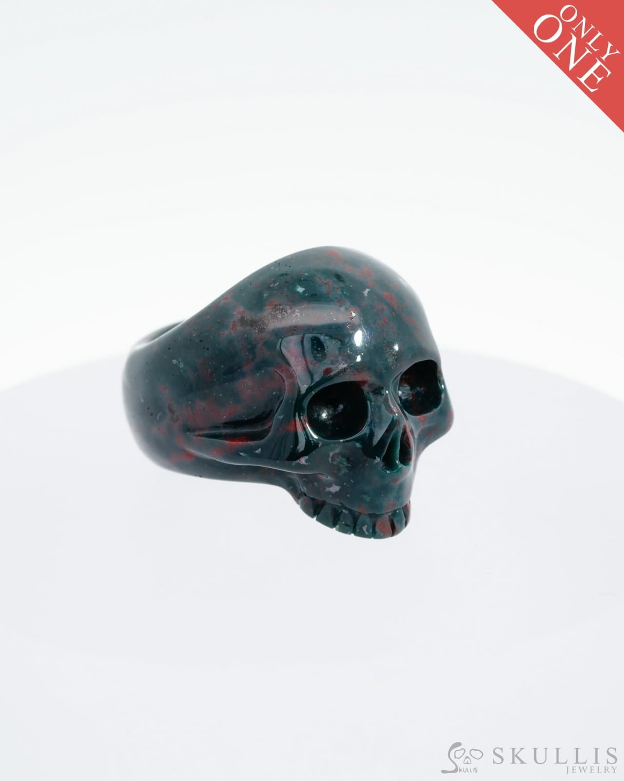 Gem Skull Ring Of Bloodstone Carved Us Size 9 - 9500128 Rings