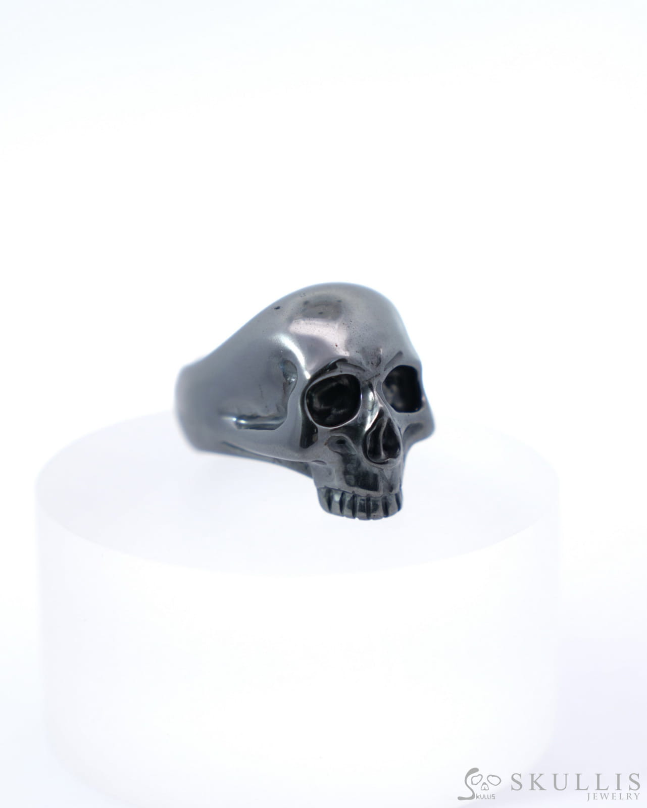 Gem Skull Ring of Hematite Carved Skull US Size 8- 9500188 Skull Rings