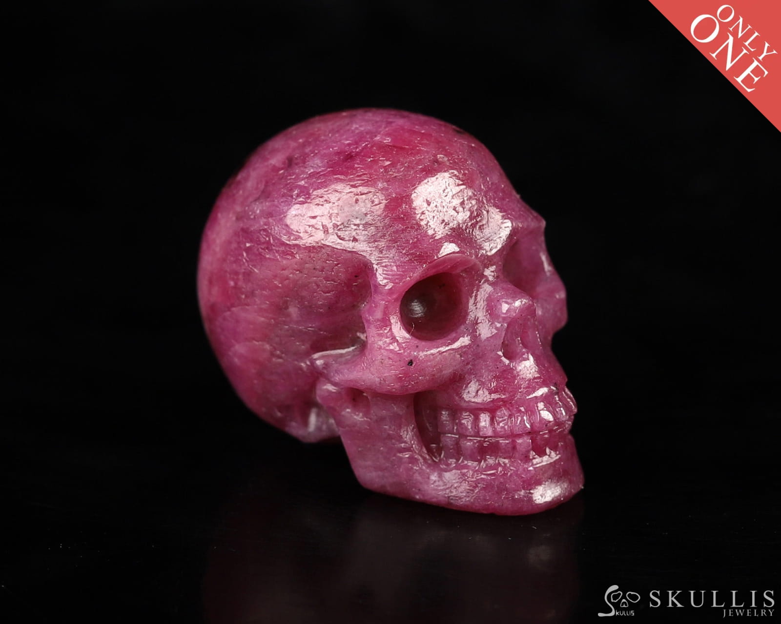 Gem Skull Of Ruby Carved Realistic Tiny Gemstone