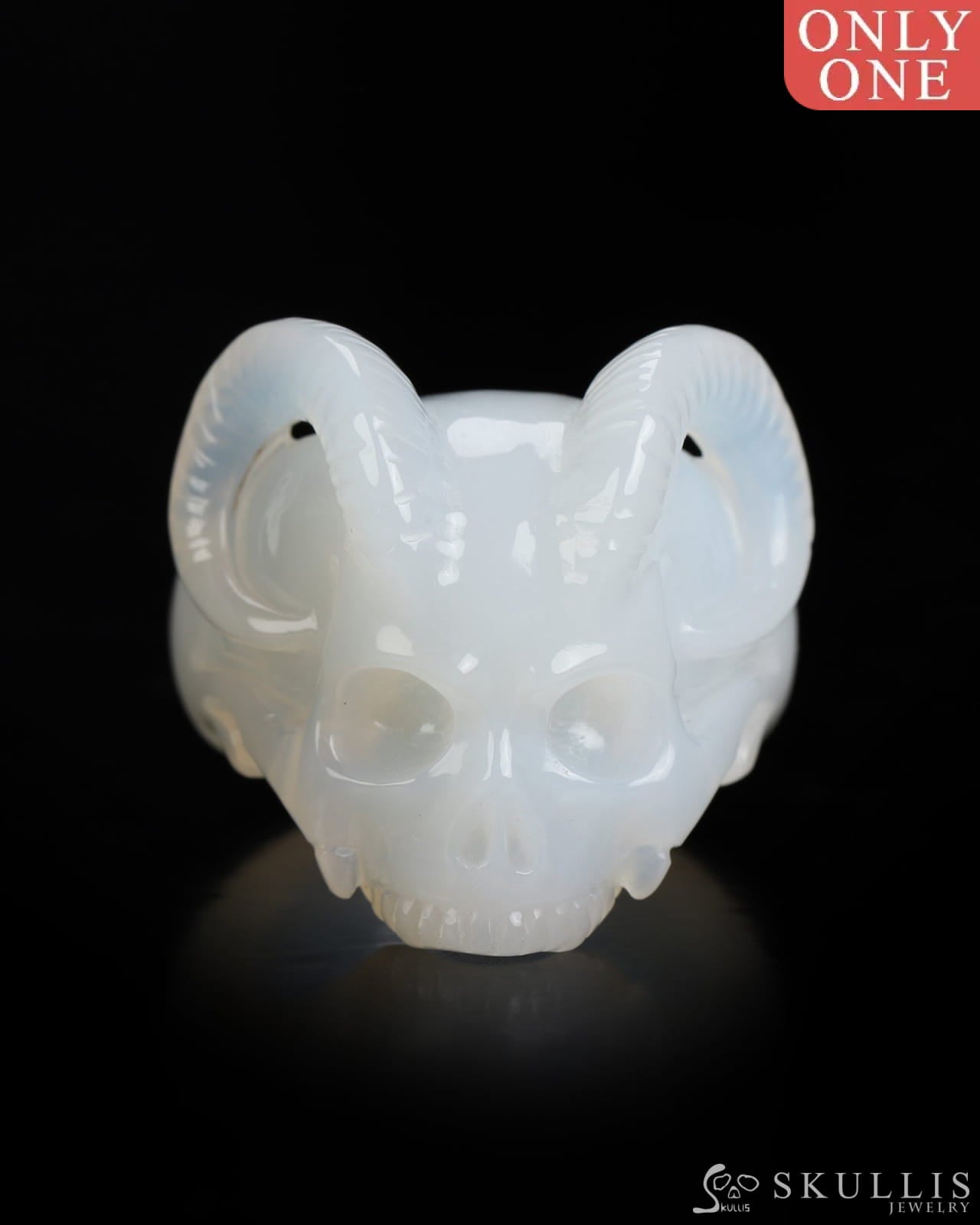 Gem Skull Ring of Agate Carved Beast Skull US size 12 - 9800245 Skull Rings
