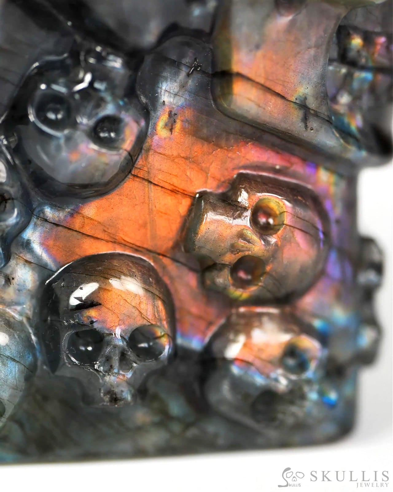 The One Within - 2.6’’ Finnish Labradorite Hand Carved Crystal Skull Pocket Stone Crystal Healing - Tiny Gemstone Skull